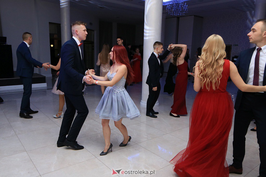 Studniówka 2020 w ZSZ nr 3 [11.01.2020] - zdjęcie #76 - eOstroleka.pl