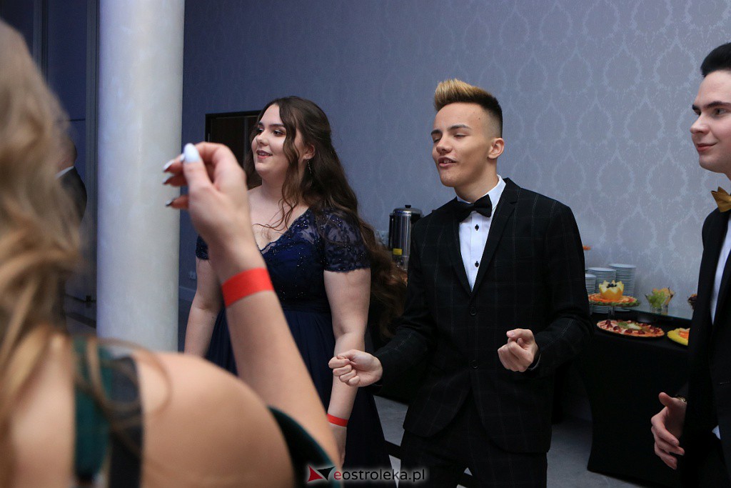 Studniówka 2020 w ZSZ nr 3 [11.01.2020] - zdjęcie #42 - eOstroleka.pl