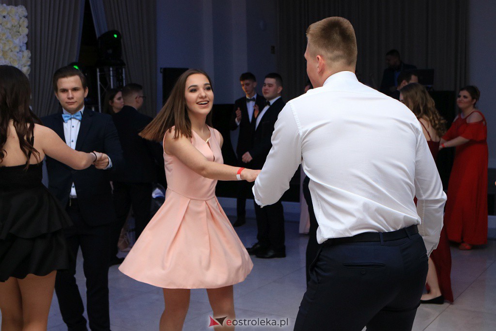 Studniówka 2020 w ZSZ nr 3 [11.01.2020] - zdjęcie #35 - eOstroleka.pl