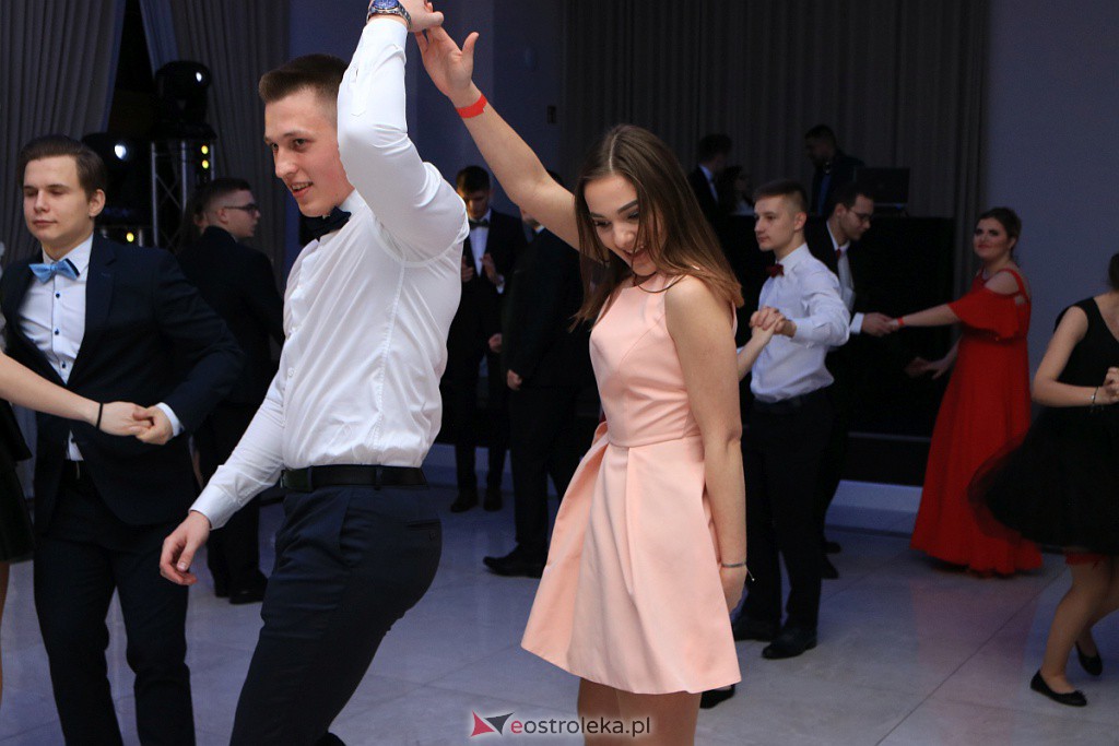 Studniówka 2020 w ZSZ nr 3 [11.01.2020] - zdjęcie #34 - eOstroleka.pl