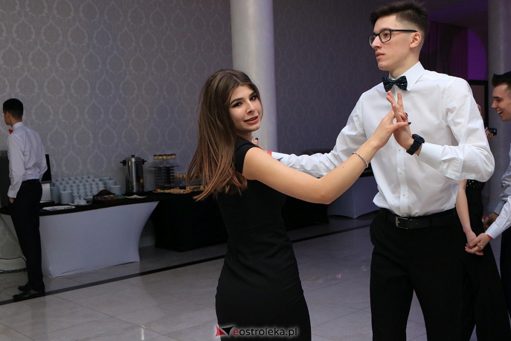 Studniówka 2020 w ZSZ nr 3 [11.01.2020] - zdjęcie #8 - eOstroleka.pl