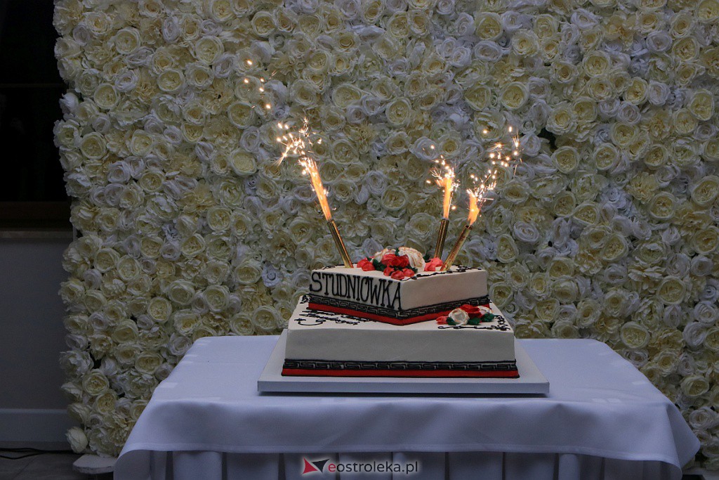 Studniówka 2020 w ZSZ nr 3 [11.01.2020] - zdjęcie #52 - eOstroleka.pl