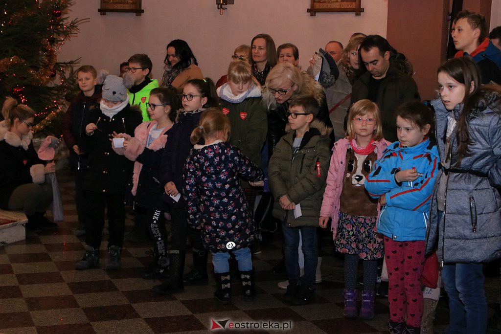 Kolędowanie w kościele pw. Zbawiciela Świata [12.01.2020] - zdjęcie #46 - eOstroleka.pl