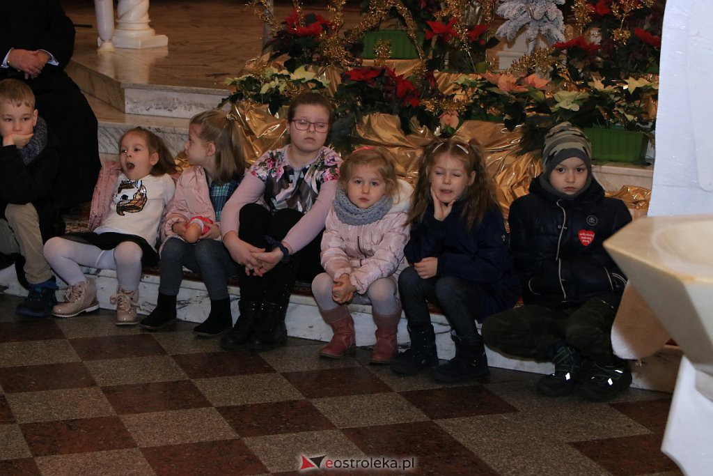Kolędowanie w kościele pw. Zbawiciela Świata [12.01.2020] - zdjęcie #37 - eOstroleka.pl