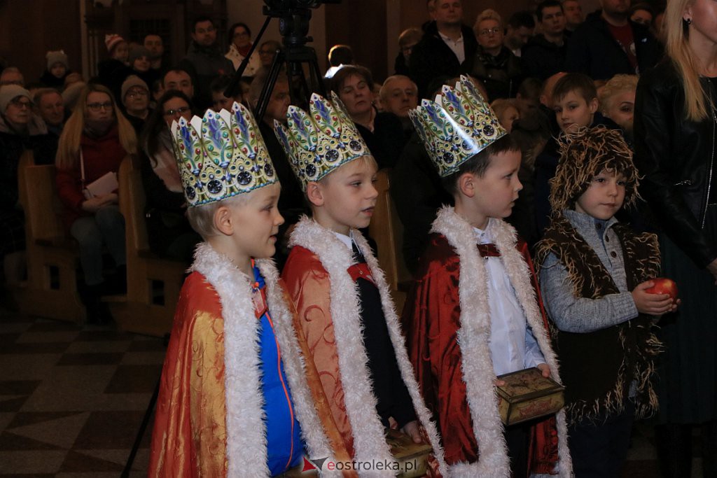Kolędowanie w kościele pw. Zbawiciela Świata [12.01.2020] - zdjęcie #26 - eOstroleka.pl