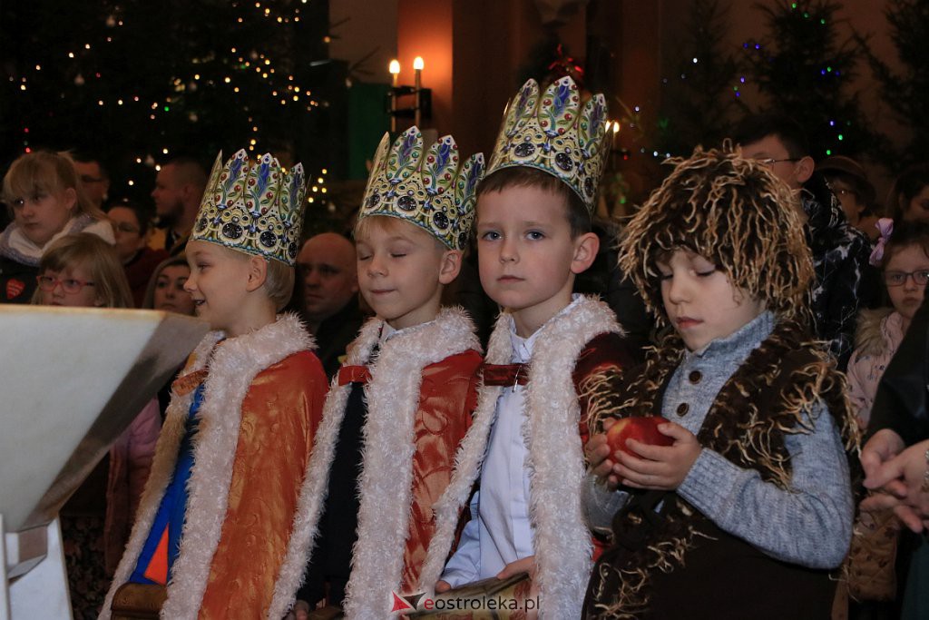Kolędowanie w kościele pw. Zbawiciela Świata [12.01.2020] - zdjęcie #18 - eOstroleka.pl
