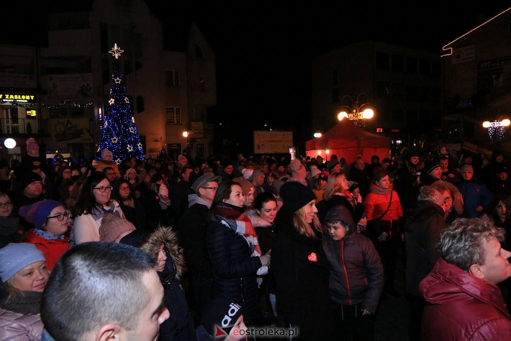 WOŚP 2020: Światełko do Nieba i Jacek Gwiazda na finał akcji w Ostrołęce [12.01.2020] - zdjęcie #38 - eOstroleka.pl