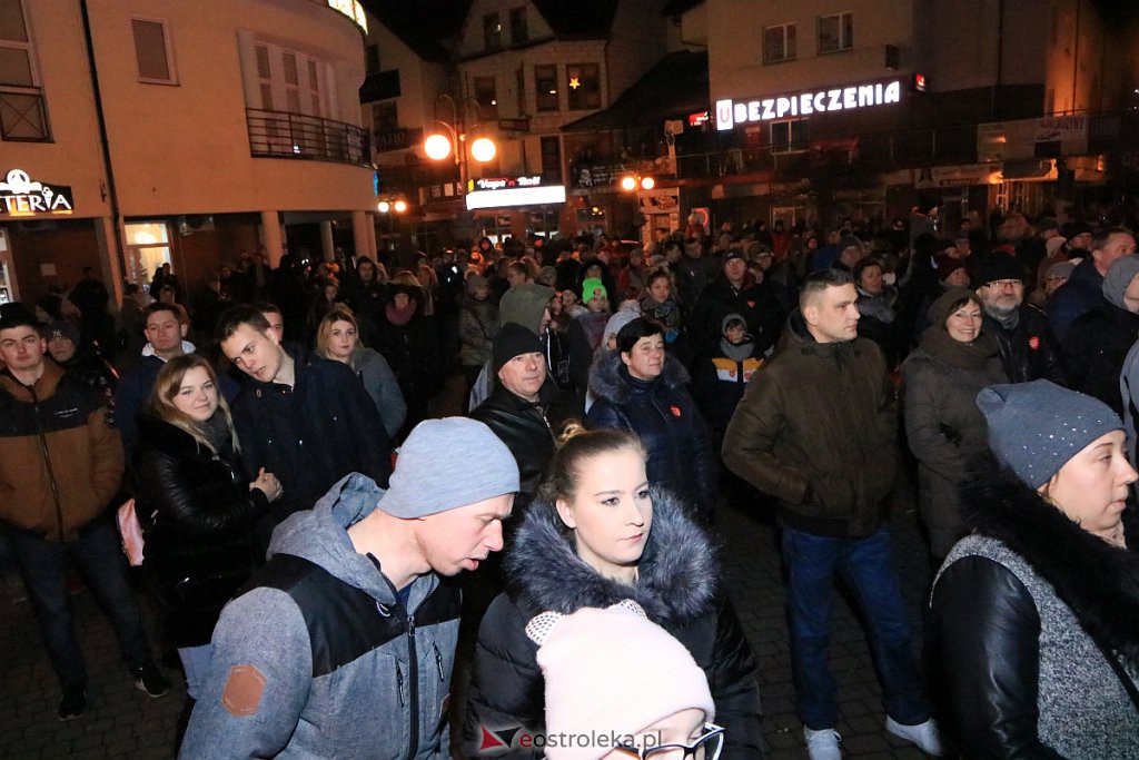 WOŚP 2020: Światełko do Nieba i Jacek Gwiazda na finał akcji w Ostrołęce [12.01.2020] - zdjęcie #22 - eOstroleka.pl