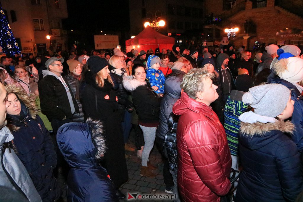 WOŚP 2020: Światełko do Nieba i Jacek Gwiazda na finał akcji w Ostrołęce [12.01.2020] - zdjęcie #21 - eOstroleka.pl