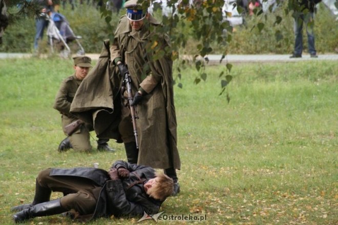 Uroczystości nadania imienia w ginmnzajum nr 2 (01.10.2010) - zdjęcie #119 - eOstroleka.pl