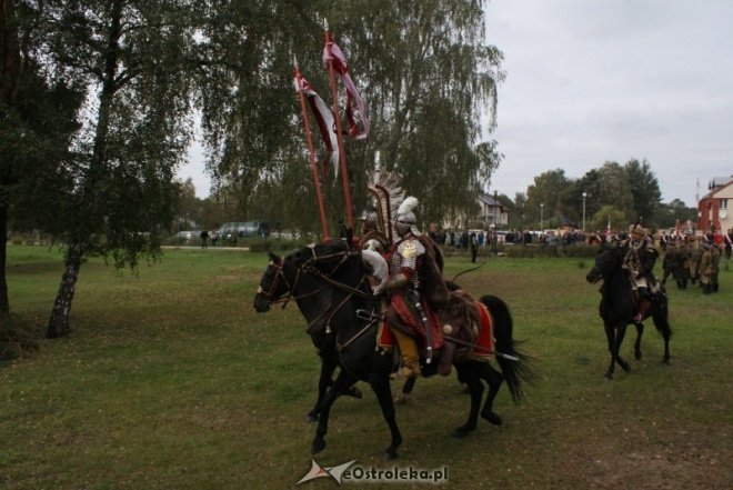 Uroczystości nadania imienia w ginmnzajum nr 2 (01.10.2010) - zdjęcie #110 - eOstroleka.pl