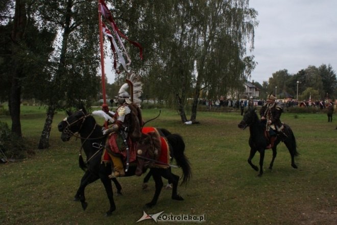 Uroczystości nadania imienia w ginmnzajum nr 2 (01.10.2010) - zdjęcie #109 - eOstroleka.pl