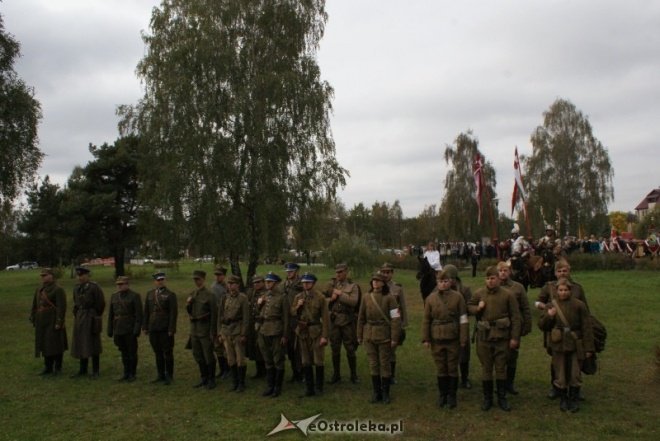 Uroczystości nadania imienia w ginmnzajum nr 2 (01.10.2010) - zdjęcie #91 - eOstroleka.pl