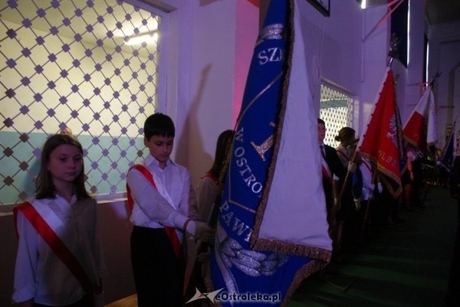 Uroczystości nadania imienia w ginmnzajum nr 2 (01.10.2010) - zdjęcie #56 - eOstroleka.pl
