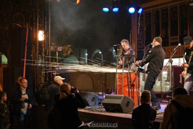 Koncert De Press w Ostrołęce (01.10.2010)	  - zdjęcie #70 - eOstroleka.pl