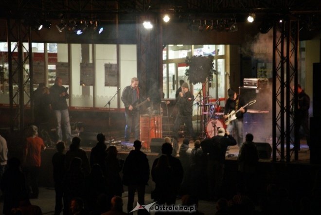 Koncert De Press w Ostrołęce (01.10.2010)	  - zdjęcie #35 - eOstroleka.pl