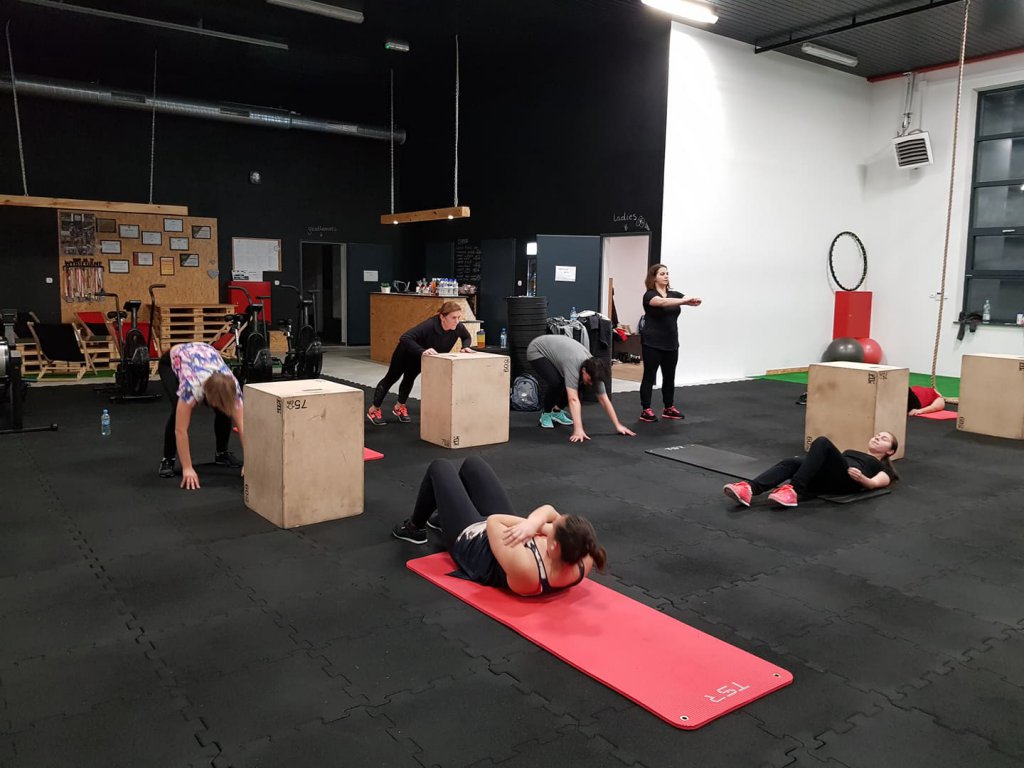 Kurs Bądź Bezpieczna trwa w najlepsze [17.01.2020] - zdjęcie #1 - eOstroleka.pl