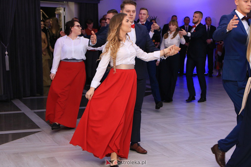 Studniówka 2020 w ZSZ nr 1 [18.01.2020] - zdjęcie #369 - eOstroleka.pl