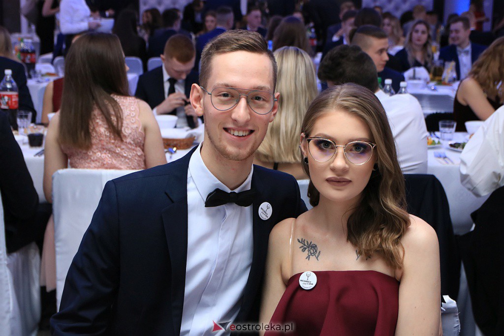 Studniówka 2020 w ZSZ nr 1 [18.01.2020] - zdjęcie #317 - eOstroleka.pl