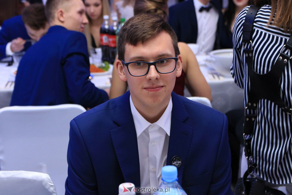 Studniówka 2020 w ZSZ nr 1 [18.01.2020] - zdjęcie #275 - eOstroleka.pl