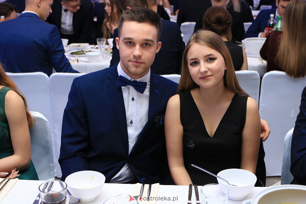 Studniówka 2020 w ZSZ nr 1 [18.01.2020] - zdjęcie #263 - eOstroleka.pl