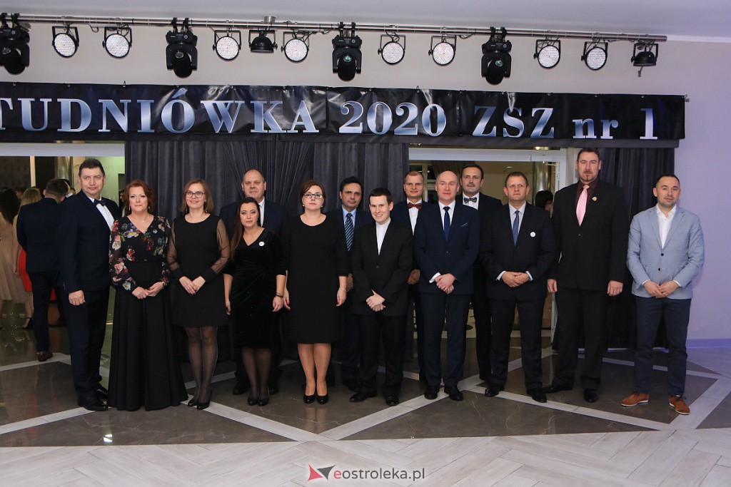 Studniówka 2020 w ZSZ nr 1 [18.01.2020] - zdjęcie #122 - eOstroleka.pl