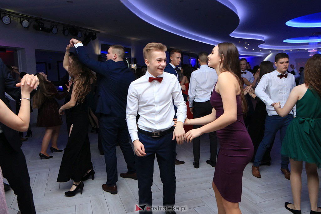 Studniówka 2020 w ZSZ nr 1 [18.01.2020] - zdjęcie #71 - eOstroleka.pl