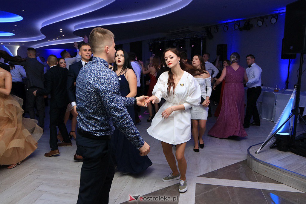 Studniówka 2020 w ZSZ nr 1 [18.01.2020] - zdjęcie #66 - eOstroleka.pl