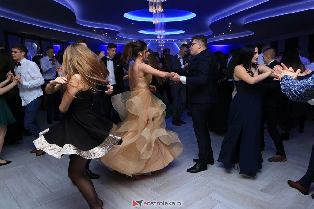 Studniówka 2020 w ZSZ nr 1 [18.01.2020] - zdjęcie #65 - eOstroleka.pl