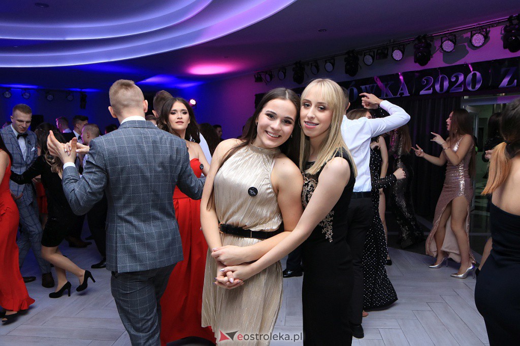 Studniówka 2020 w ZSZ nr 1 [18.01.2020] - zdjęcie #46 - eOstroleka.pl