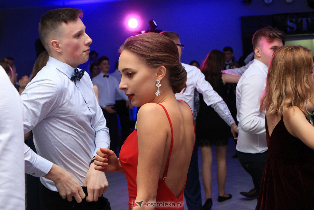 Studniówka 2020 w ZSZ nr 1 [18.01.2020] - zdjęcie #33 - eOstroleka.pl