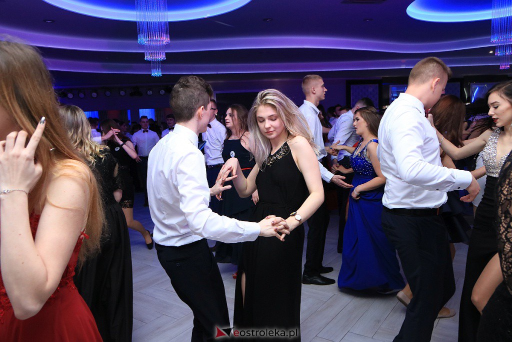 Studniówka 2020 w ZSZ nr 1 [18.01.2020] - zdjęcie #28 - eOstroleka.pl