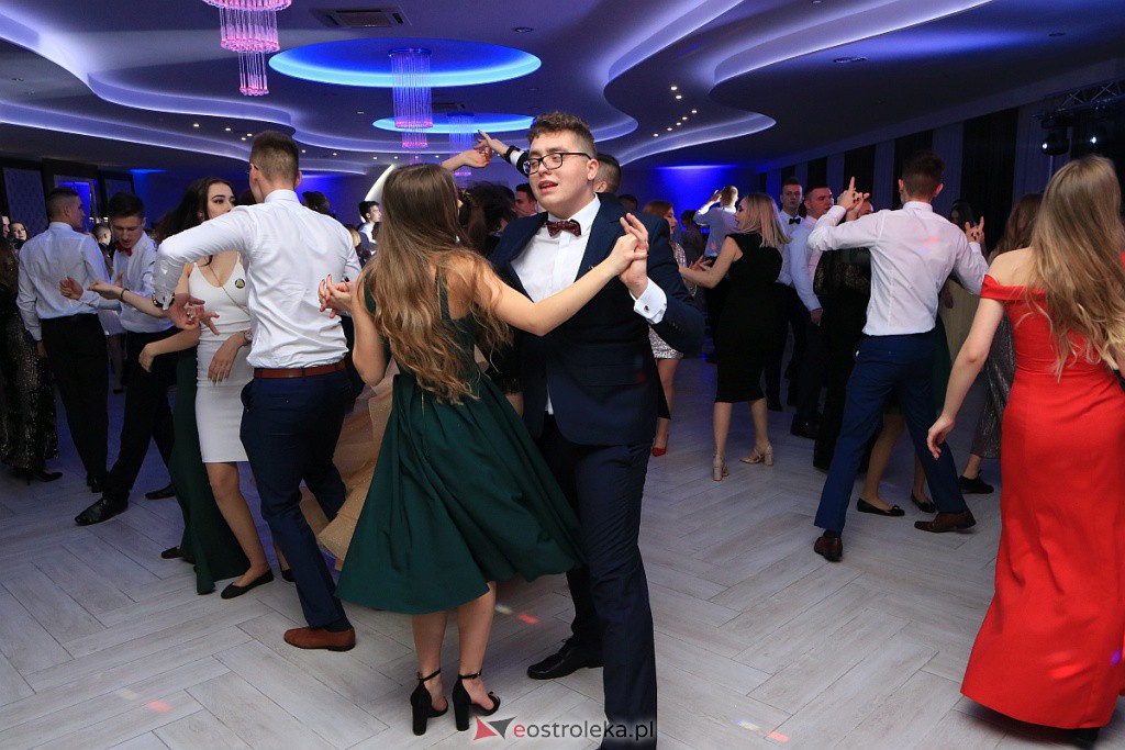 Studniówka 2020 w ZSZ nr 1 [18.01.2020] - zdjęcie #9 - eOstroleka.pl