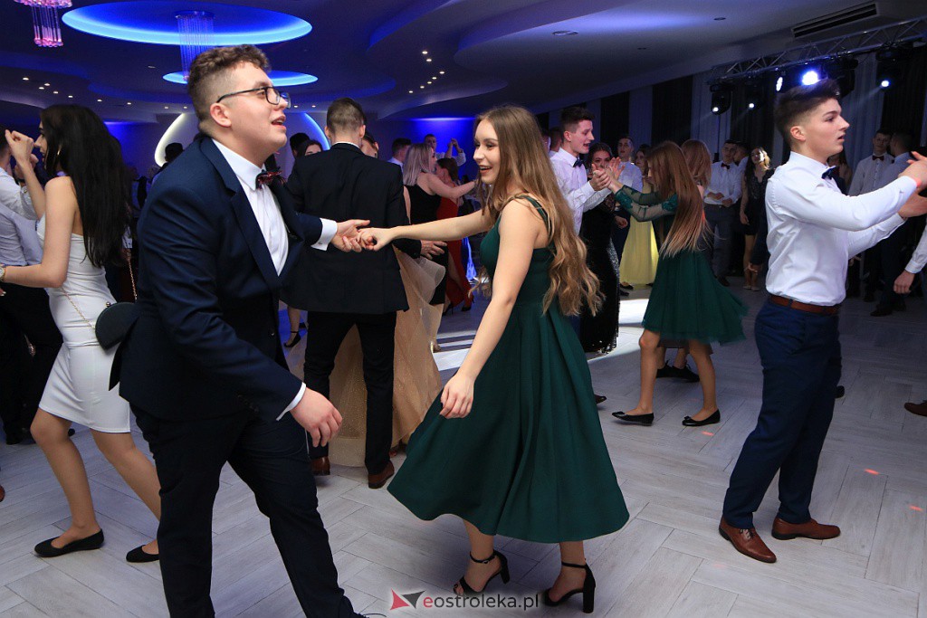 Studniówka 2020 w ZSZ nr 1 [18.01.2020] - zdjęcie #7 - eOstroleka.pl