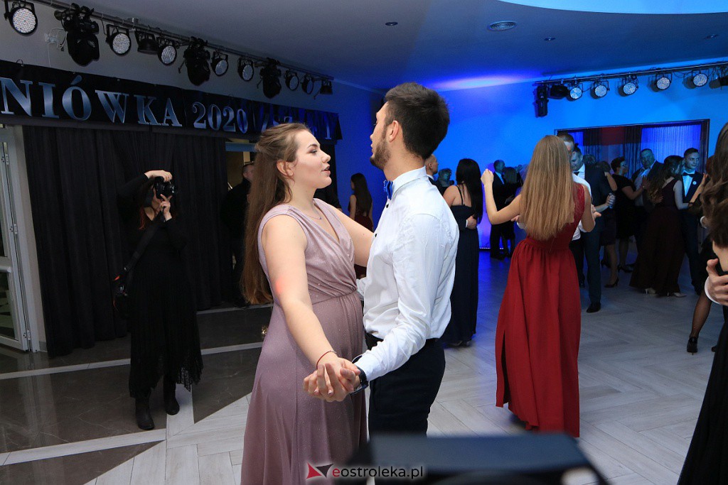 Studniówka 2020 w ZSZ nr 1 [18.01.2020] - zdjęcie #4 - eOstroleka.pl