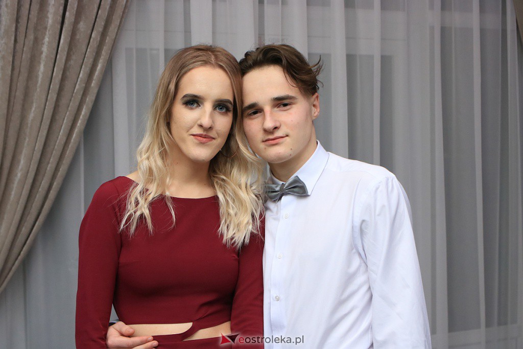 Studniówka 2020 w ZSZ nr 1 [18.01.2020] - zdjęcie #2 - eOstroleka.pl