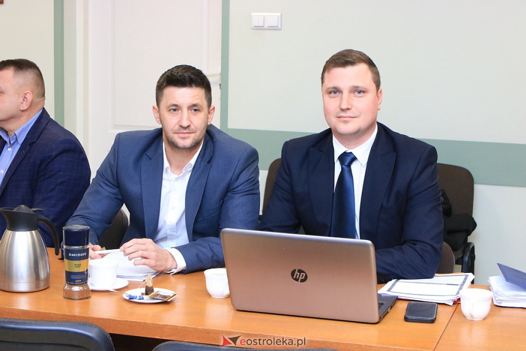 Posiedzenie komisji technicznje w sprawie nieprawidłowości w miejskich inwestycjach [21.01.2020] - zdjęcie #4 - eOstroleka.pl