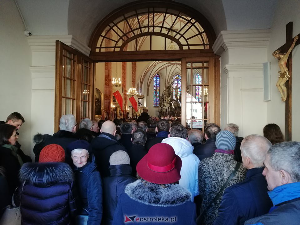 Pogrzeb biskupa Stanisława Stefanka [23.01.2020] - zdjęcie #4 - eOstroleka.pl