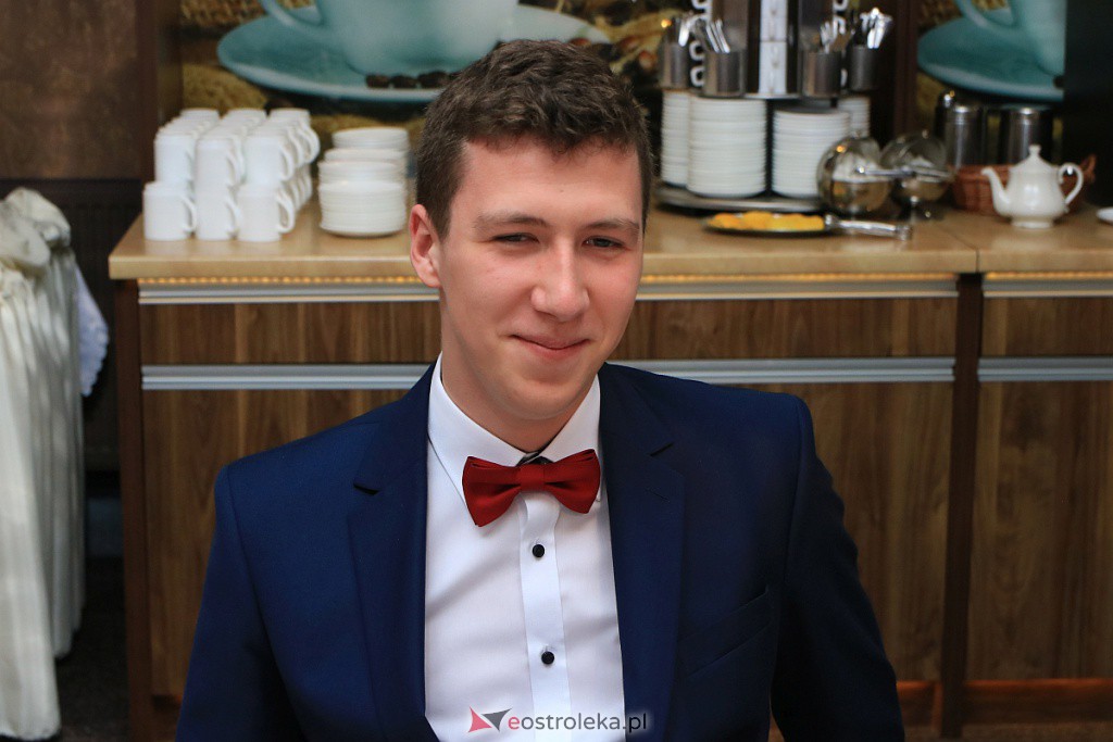 Studniówka 2020 w ZSZ nr 2 [25.01.2020] - zdjęcie #216 - eOstroleka.pl