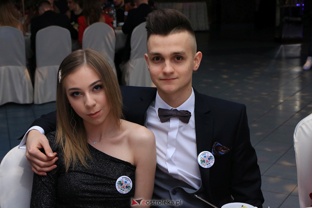 Studniówka 2020 w ZSZ nr 2 [25.01.2020] - zdjęcie #191 - eOstroleka.pl