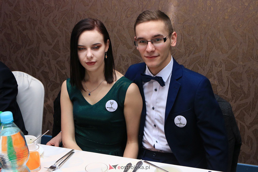 Studniówka 2020 w ZSZ nr 2 [25.01.2020] - zdjęcie #171 - eOstroleka.pl