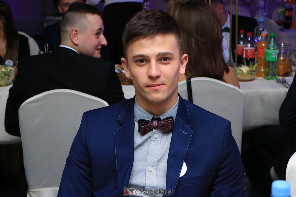 Studniówka 2020 w ZSZ nr 2 [25.01.2020] - zdjęcie #163 - eOstroleka.pl