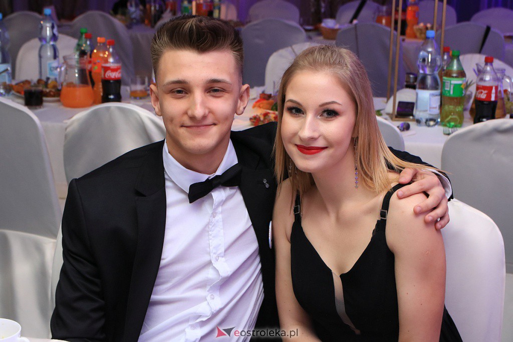 Studniówka 2020 w ZSZ nr 2 [25.01.2020] - zdjęcie #155 - eOstroleka.pl
