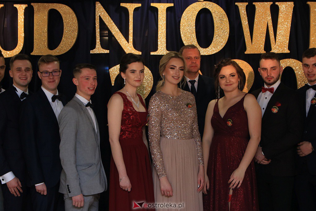 Studniówka 2020 w ZSZ nr 2 [25.01.2020] - zdjęcie #144 - eOstroleka.pl