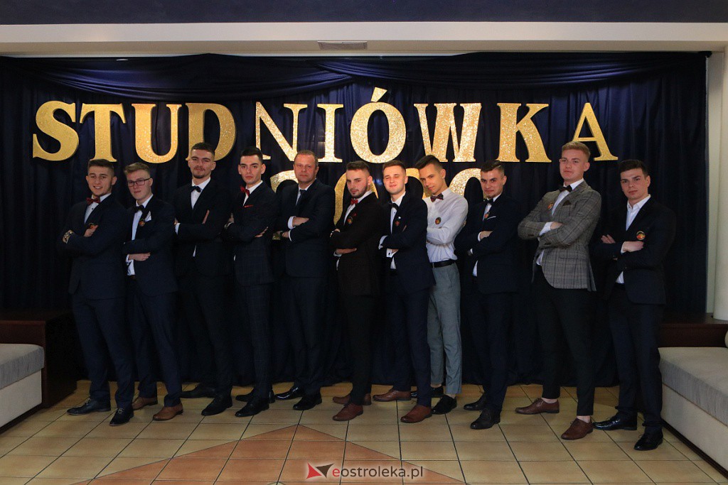 Studniówka 2020 w ZSZ nr 2 [25.01.2020] - zdjęcie #140 - eOstroleka.pl
