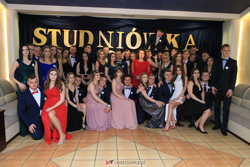 Studniówka 2020 w ZSZ nr 2 [25.01.2020] - zdjęcie #139 - eOstroleka.pl
