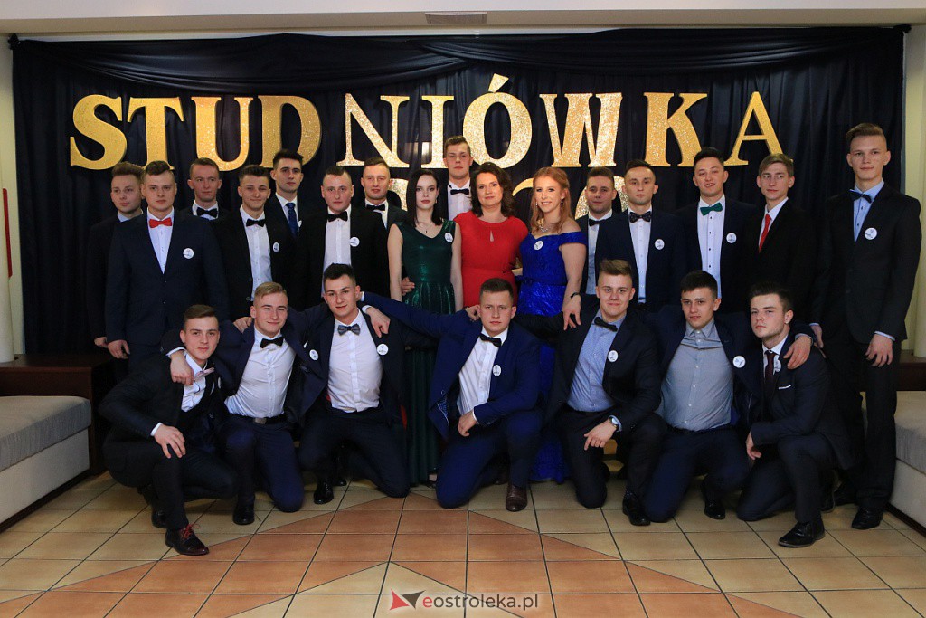 Studniówka 2020 w ZSZ nr 2 [25.01.2020] - zdjęcie #134 - eOstroleka.pl