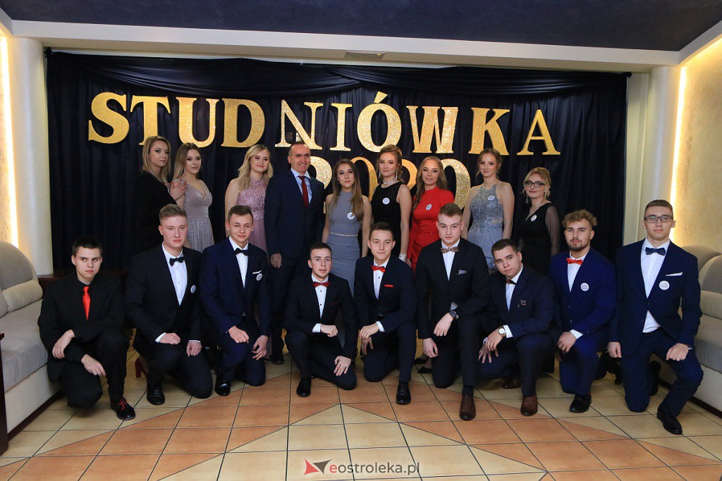 Studniówka 2020 w ZSZ nr 2 [25.01.2020] - zdjęcie #105 - eOstroleka.pl