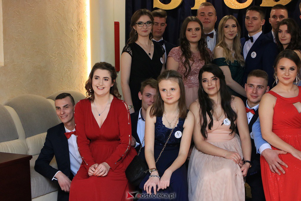 Studniówka 2020 w ZSZ nr 2 [25.01.2020] - zdjęcie #94 - eOstroleka.pl