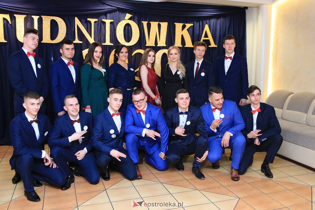Studniówka 2020 w ZSZ nr 2 [25.01.2020] - zdjęcie #82 - eOstroleka.pl